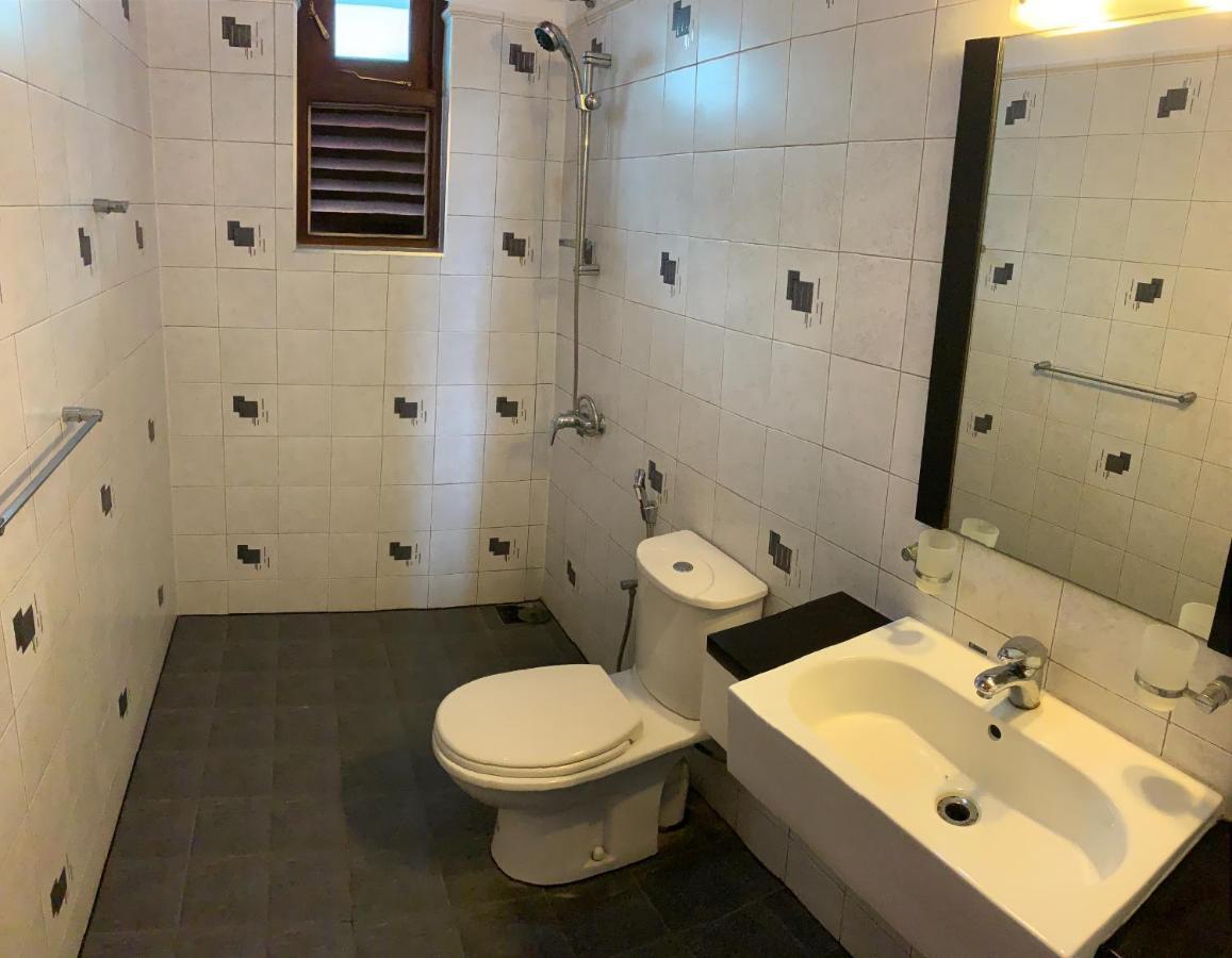 Lotus Villa Kandy ペラデニヤ エクステリア 写真
